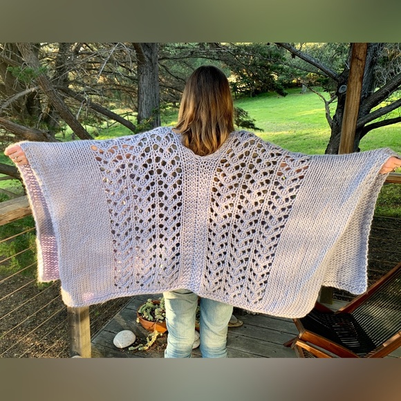 Handmade Knit Shawl - Picture 4 of 9